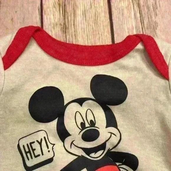 TWIN BUNDLE! Mikey Mouse set with bib | 0-3 Month - Picture 7 of 8